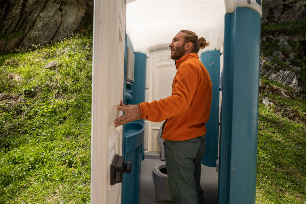 Portable Toilet Options We Offer in Kechi, KS